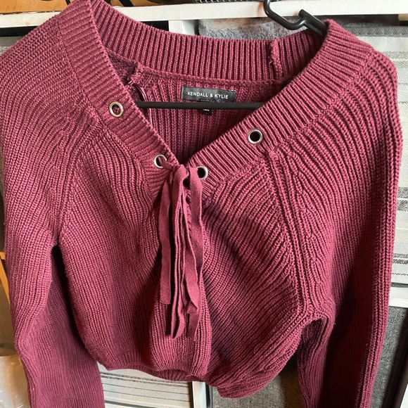 Kendall & Kylie cropped sweater - Picture 4 of 5